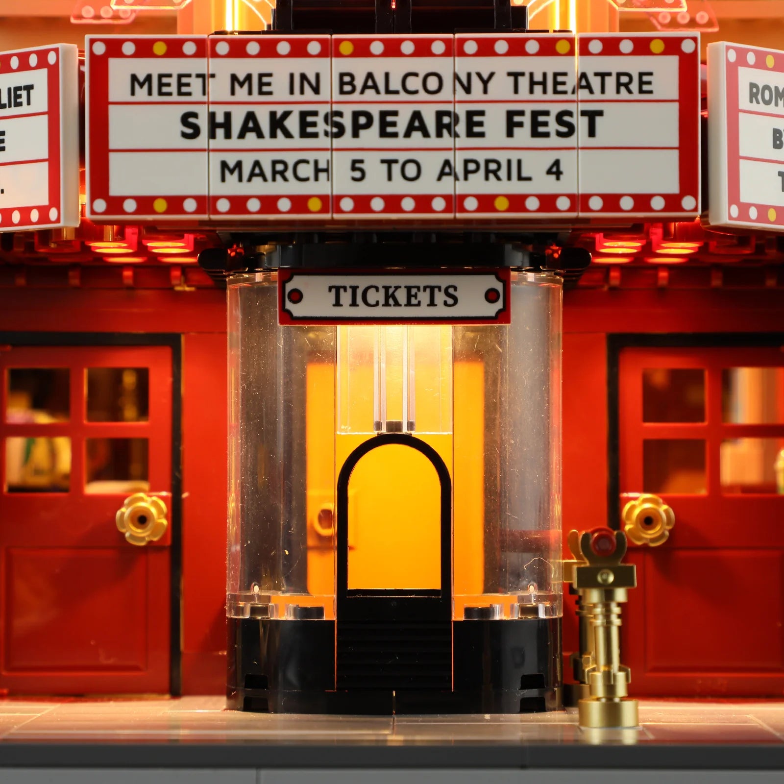 Balcony Theatre F9056